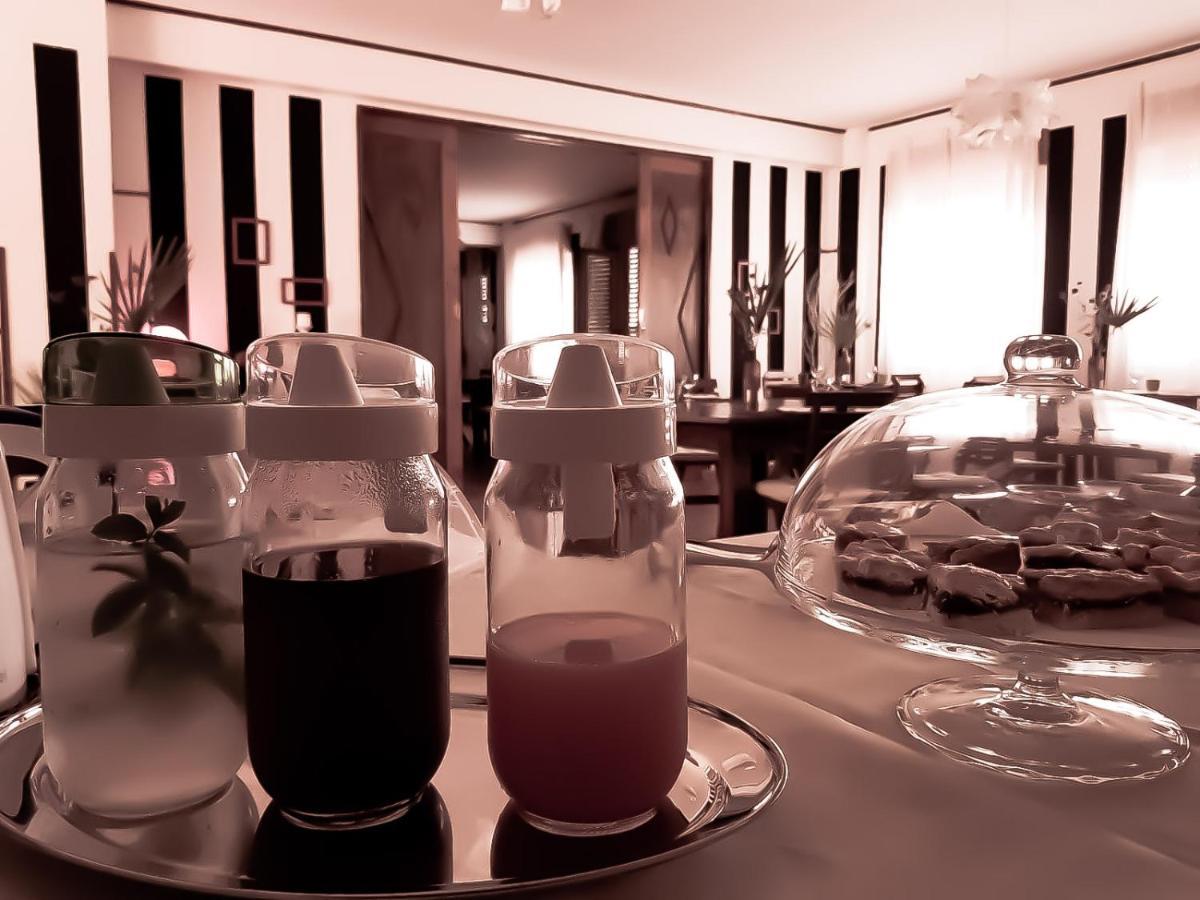 Colazione Dei Canottieri Bed and Breakfast Lago  Exteriör bild